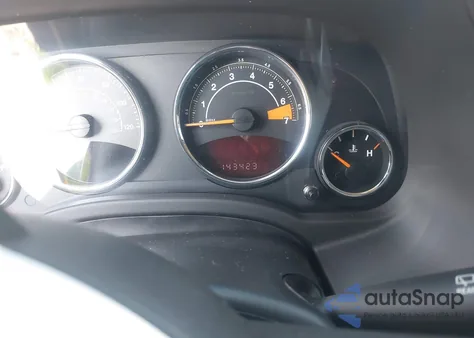 2017 Jeep Compass Latitude 4X4 from USA, damaged, VIN 1C4NJDEB3HD113109